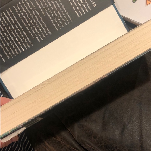 Into the Water by Paula Hawkins. - Picture 3 of 6